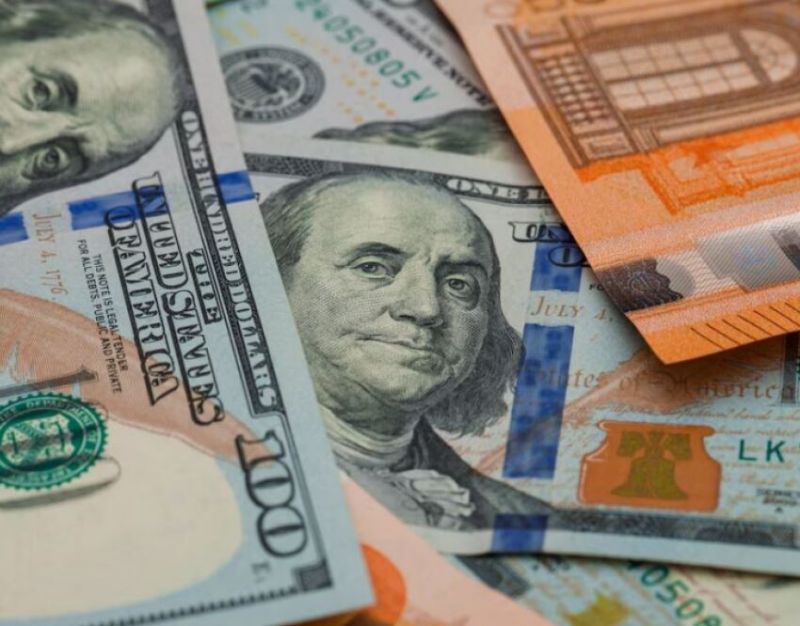 455 долларов в рублях: как выгодно конвертировать валюту без потерь